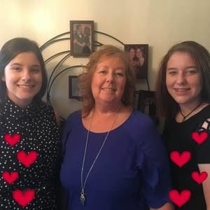 Meet your Posher, Rena